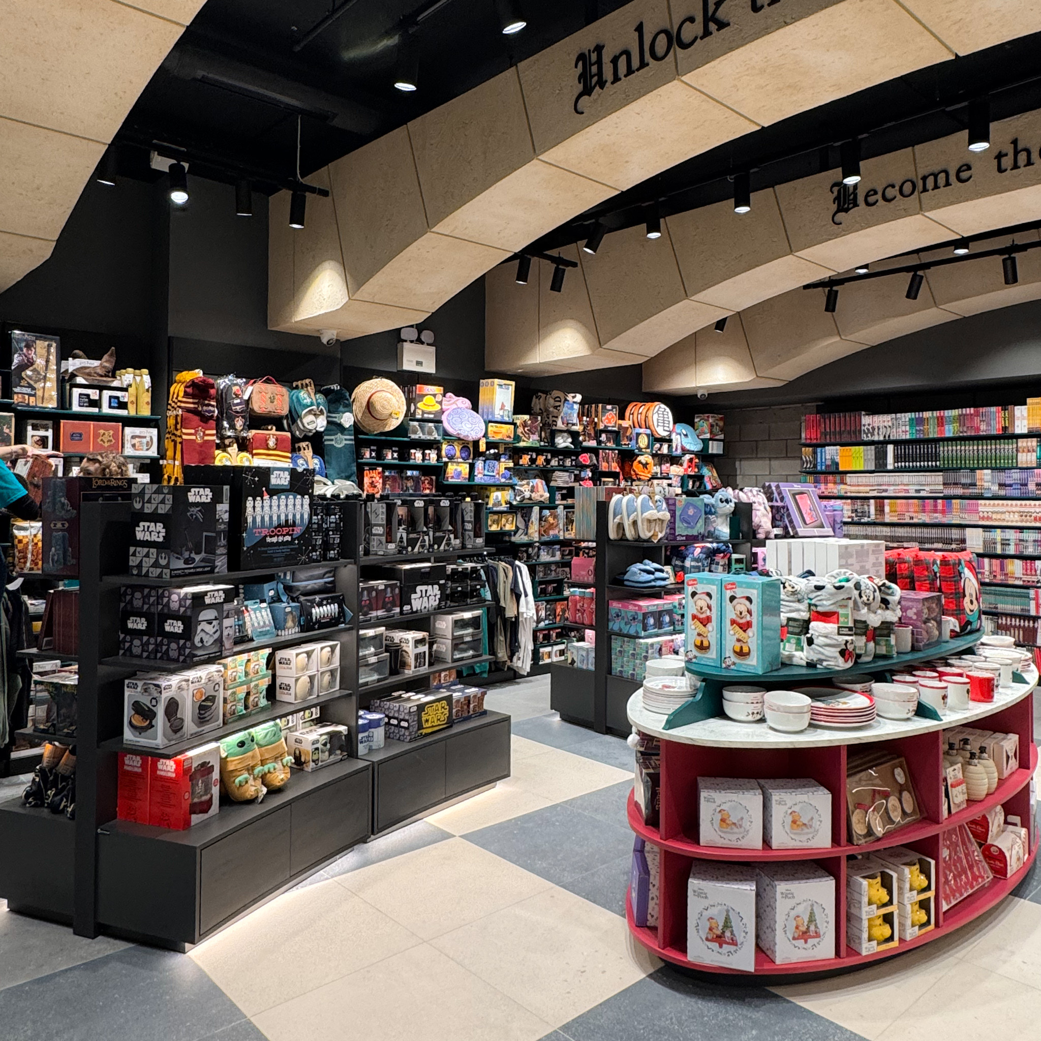 store thessaloniki image 2