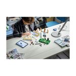 Product LEGO® Editions™: Lionel Messi – Football Legend (43015) thumbnail image