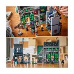 Product LEGO® Harry Potter™: Knockturn Alley™ Wizarding Shops (76471) thumbnail image