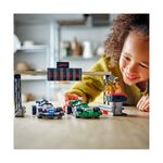 Product LEGO® City: F1 Grid With Vcarb &amp; Sauber Race Cars (60474) thumbnail image