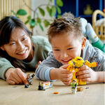 Product LEGO® Disney and Pixar’s Lightyear: Καταδίωξη του Ζάικλοπ (76830) Μαζί με Πασχαλινή Λαμπάδα thumbnail image