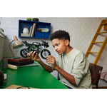 Product LEGO® Technic: Μοτοσικλέτα Kawasaki Ninja H2R (42170) thumbnail image