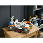Product LEGO® Technic: Σεληνιακό Όχημα Περιπλάνησης NASA Apollo - LRV (42182) thumbnail image