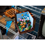 Product LEGO® Minecraft®: Το Τραπέζι Κατασκευών (21265) thumbnail image