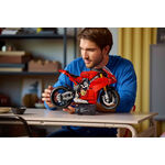 Product LEGO® Technic: Μοτοσικλέτα Ducati Panigale V4 S (42202) thumbnail image