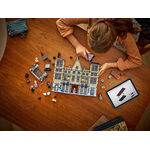 Product LEGO® Harry Potter™: Malfoy Manor (76453) thumbnail image