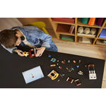 Product LEGO® Minecraft: Επίθεση του Αερικού-Αερόστατου στο Χωριό (21273) thumbnail image