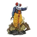 Product Diamond Select Toys Gallery IT 1990 Pennywise PVC Statue thumbnail image