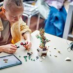 Product LEGO® Marvel: Γκρουτ που Χορεύει (76297) thumbnail image