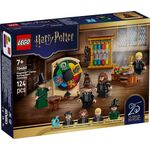 Product LEGO® Harry Potter™: Hogwarts™ Castle: Sorting Hat™ Ceremony (76460) thumbnail image