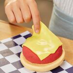 Product Παιχνίδι Μαγειρικής Little Tikes Creative Chef - Cheeseburger & Fries Kit (643194) thumbnail image