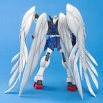 Product Gundam MG Wing Gundam Zero Custom 1/100 - ModelKit thumbnail image