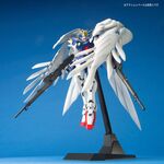 Product Gundam MG Wing Gundam Zero Custom 1/100 - ModelKit thumbnail image