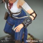 Product Φιγούρα Dark Horse Fallout : Lucy Statue (7,50") (3014-958) thumbnail image