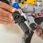 Product Hasbro Transformers: Mixmashers Deluxe Figure Mega (F9736) thumbnail image