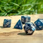 Product Shimmering Llama Dice Set: Glittering Dark Blue & White thumbnail image