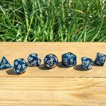 Product Shimmering Llama Dice Set: Glittering Dark Blue & White thumbnail image