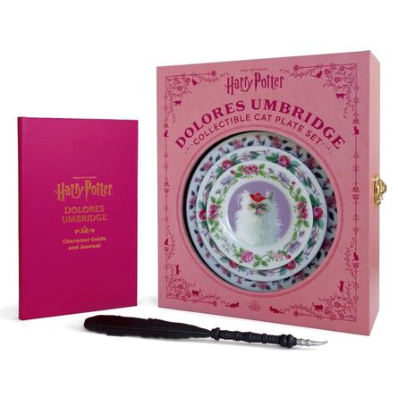 Harry Potter: Dolores Umbridge Collectible Cat Plate Set