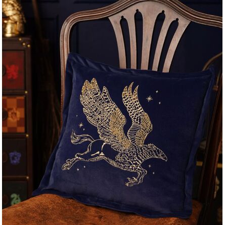 Harry Potter Alumni Velvet Cushion   Buckbeak