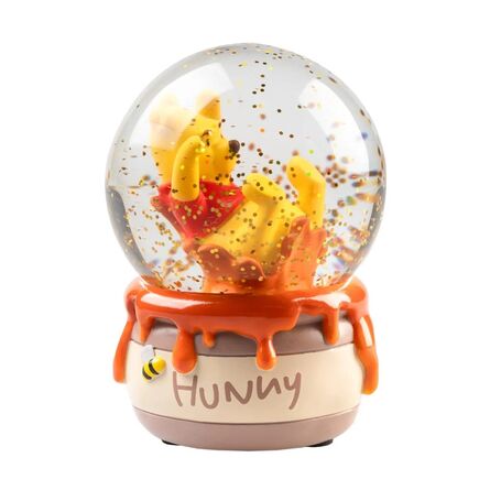 Disney Winnie the Pooh Snow Globe