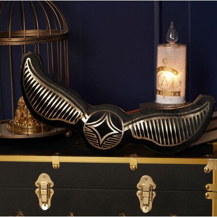 Harry Potter Alumni Velvet Cushion Snitch