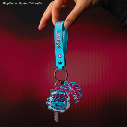 Μπρελόκ K-Pop Demon Hunters Wristlet Keychain Soda Pop