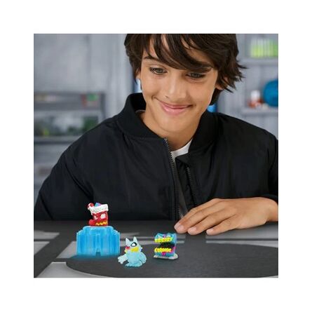Φιγούρα Giochi Preziosi Mr. Beast Lab Swarms: Hyper Fusion Fusion - 1Pack Figure (BTR13000) 1τμχ Τυχαία Επιλογή