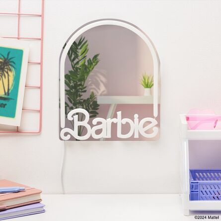 Καθρέπτης με Φώς Paladone: Barbie - Wall Mountable LED Neon Mirror (PP14619BRVN)