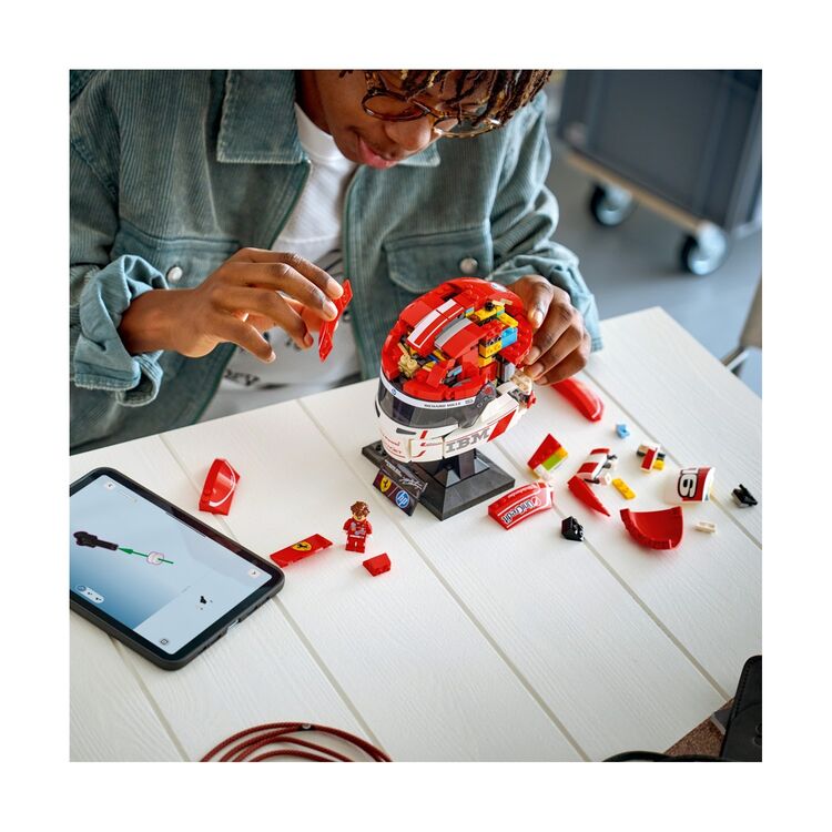 Product LEGO® Editions™: Scuderia Ferrari HP Charles Leclerc Helmet (43014) image