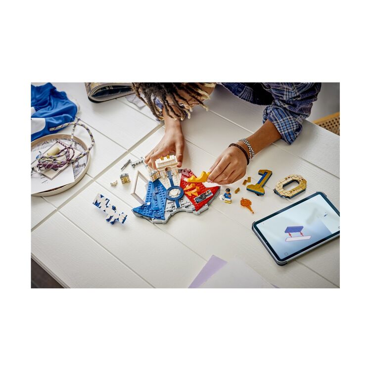 Product LEGO® Editions™: Kylian Mbappé – Football Highlights (43013) image