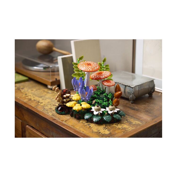 Product LEGO® Botanicals: Woodland Mushrooms (11505) image
