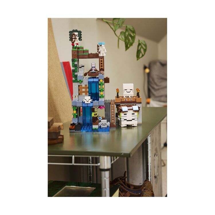 Product LEGO® Minecraft®: Ghast Station (21597) image