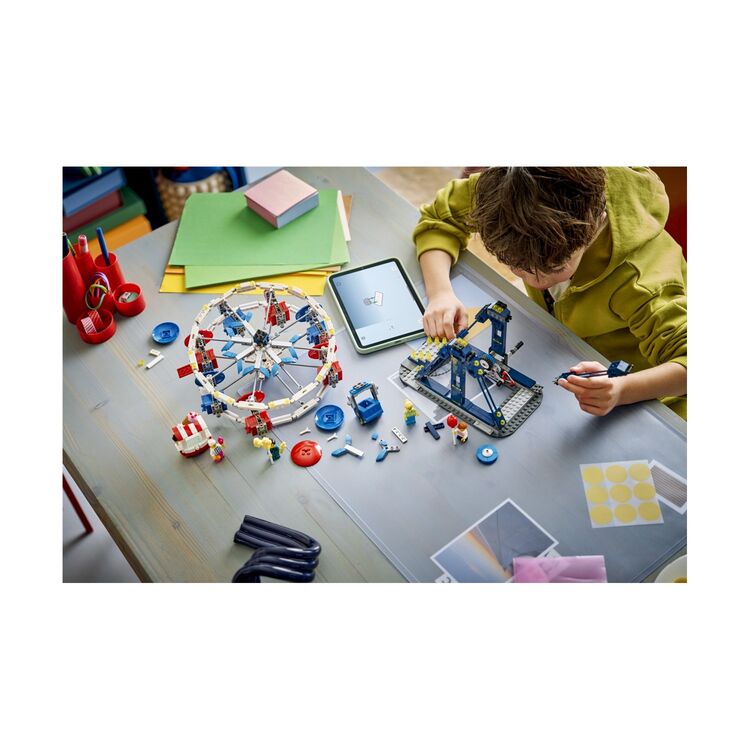 Product LEGO® Creator 3-in1: Iconic Ferris Wheel (31389) image