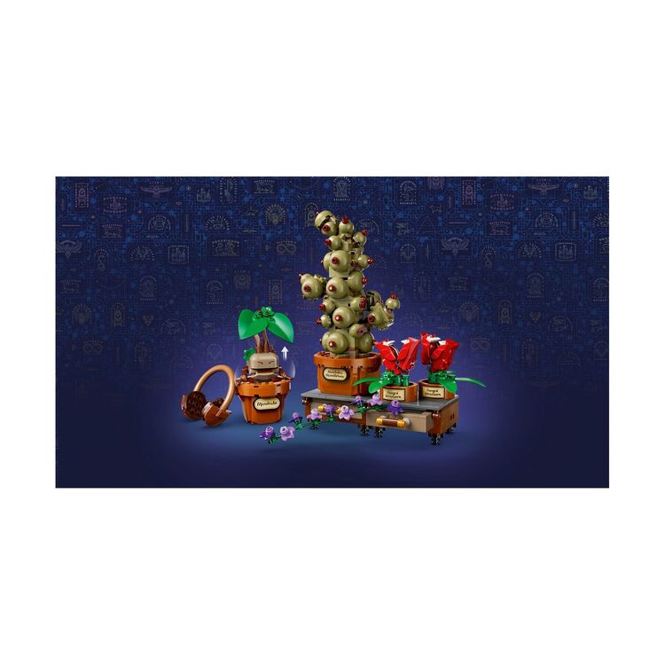 Product LEGO® Harry Potter™: Hogwarts™ Herbology Plants (76474) image