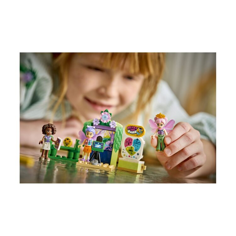 Product LEGO® Friends: Spinning Flower & Fairy Teacup Ride (42702) image
