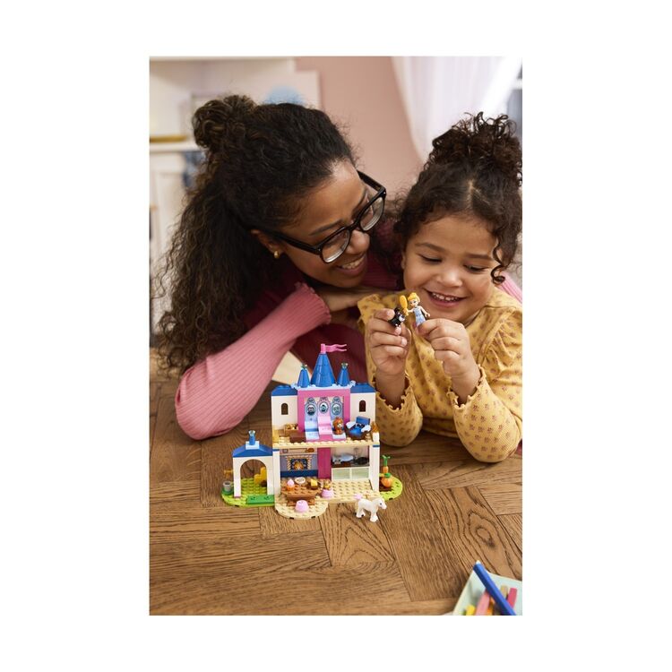 Product LEGO® Disney™: Cinderella Animal Friends Castle (43283) image
