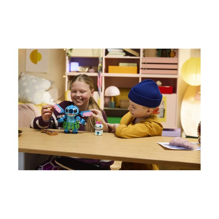 Product LEGO® Disney™: Stitch & Scrump (43296) image