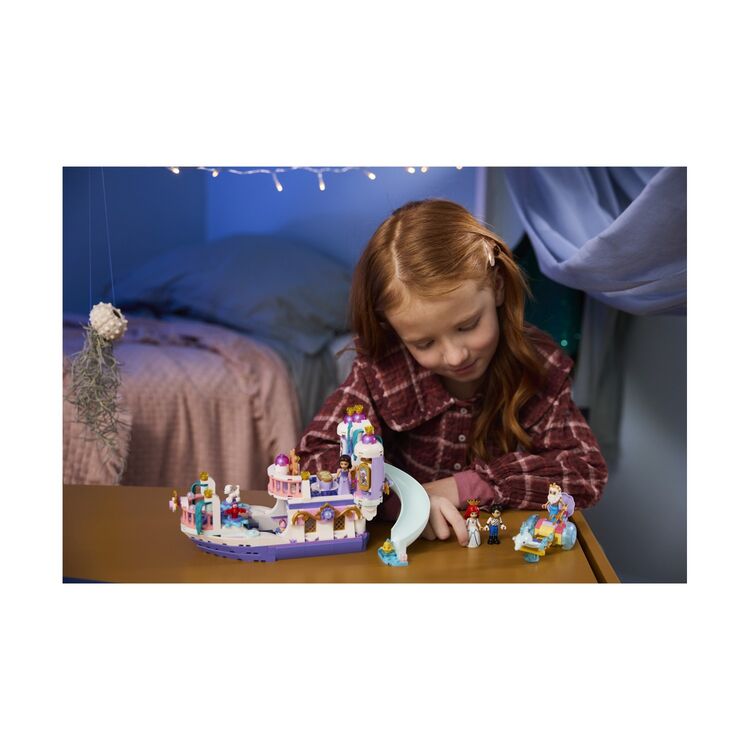 Product LEGO® Disney™: Ariel's Royal Wedding Boat (43299) image