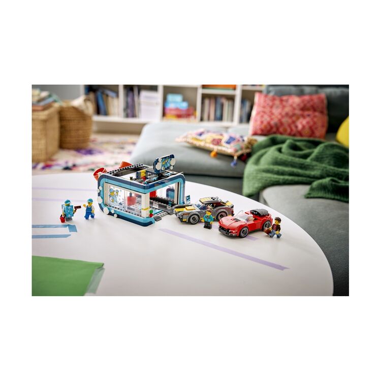 Product LEGO® City: Drive-through Car Wash (60497) image