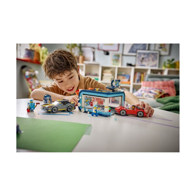Product LEGO® City: Drive-through Car Wash (60497) image