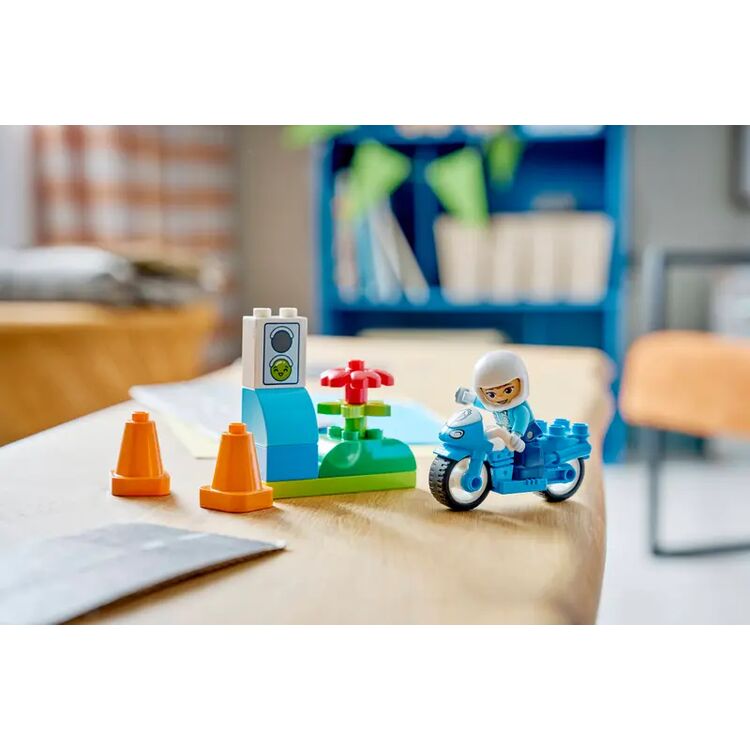 Product LEGO® DUPLO® Town: Blue Police Motorcycle (10471) image