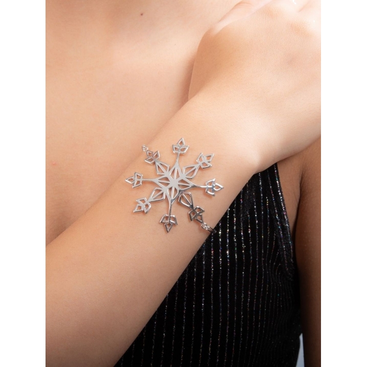 Product Disney Couture Frozen Elsa Snowflake Bracelet image