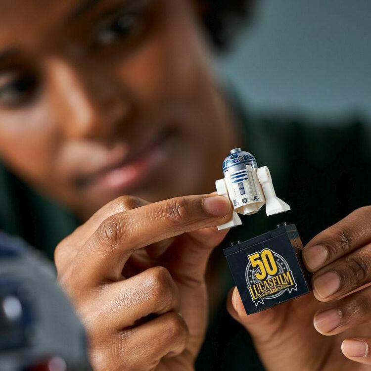 Product LEGO® Star Wars™: R2-D2™ (75308) Along with an Easter Candle image