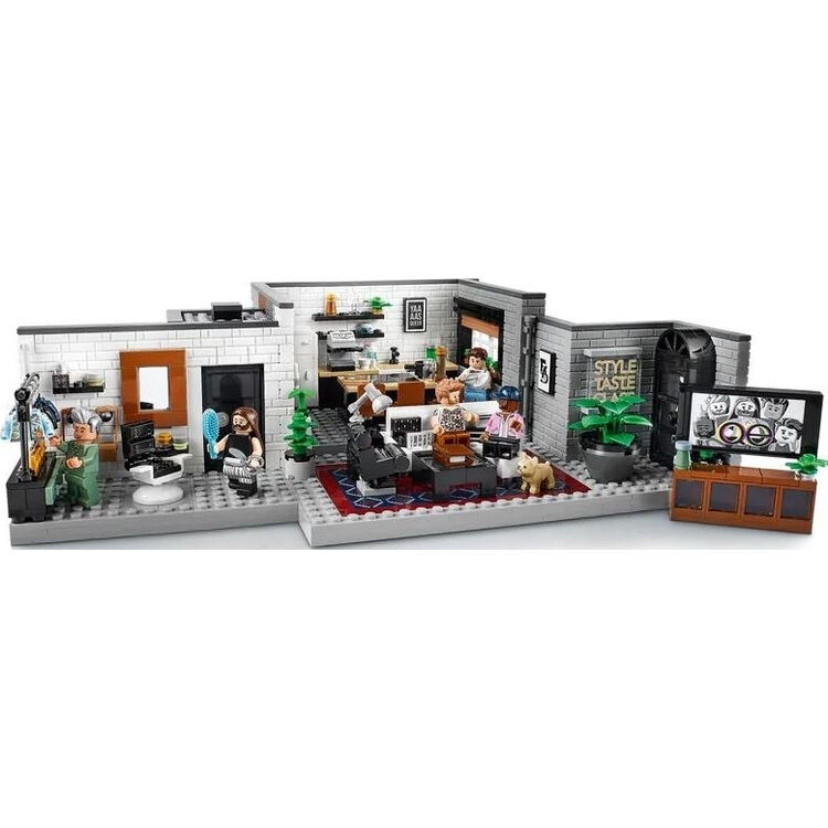 Product LEGO® Icons: Queer Eye - The Fab 5 Loft (10291) Along with an Easter Candle image