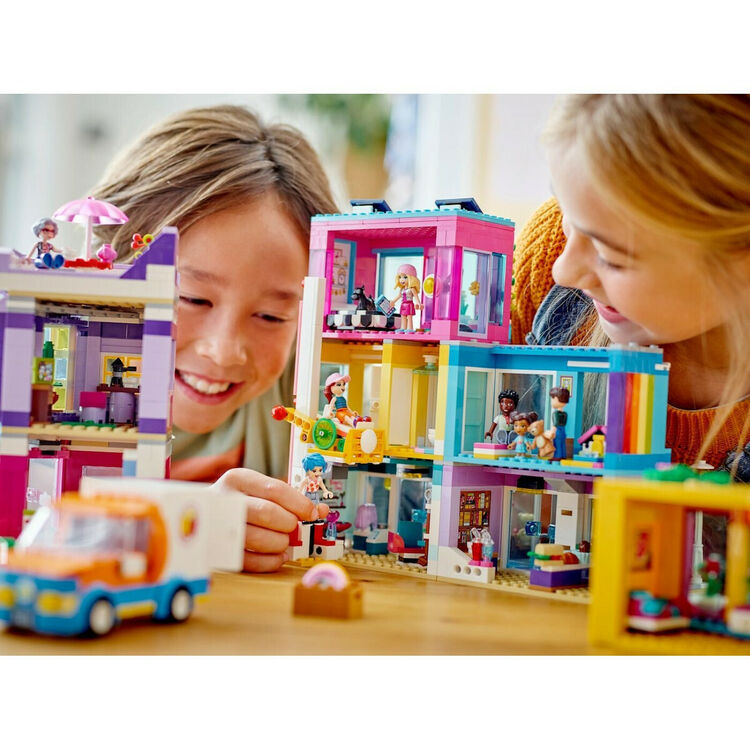 Product LEGO® Friends: Κτίριο Εμπορικής Οδού (41704) Μαζί με Πασχαλινή Λαμπάδα image