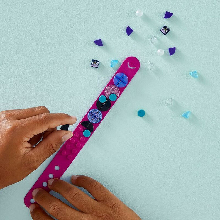 Product LEGO® Dots: Unicorns Forever Bracelet (41802) image