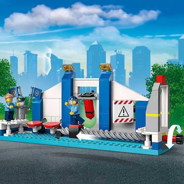 Product LEGO® City: Police Training Academy (60372) image