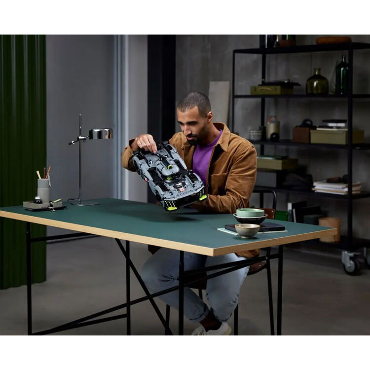 Product LEGO® Technic: Peugeot 9X8 24H Le Mans Hybrid Hypercar (42156) image