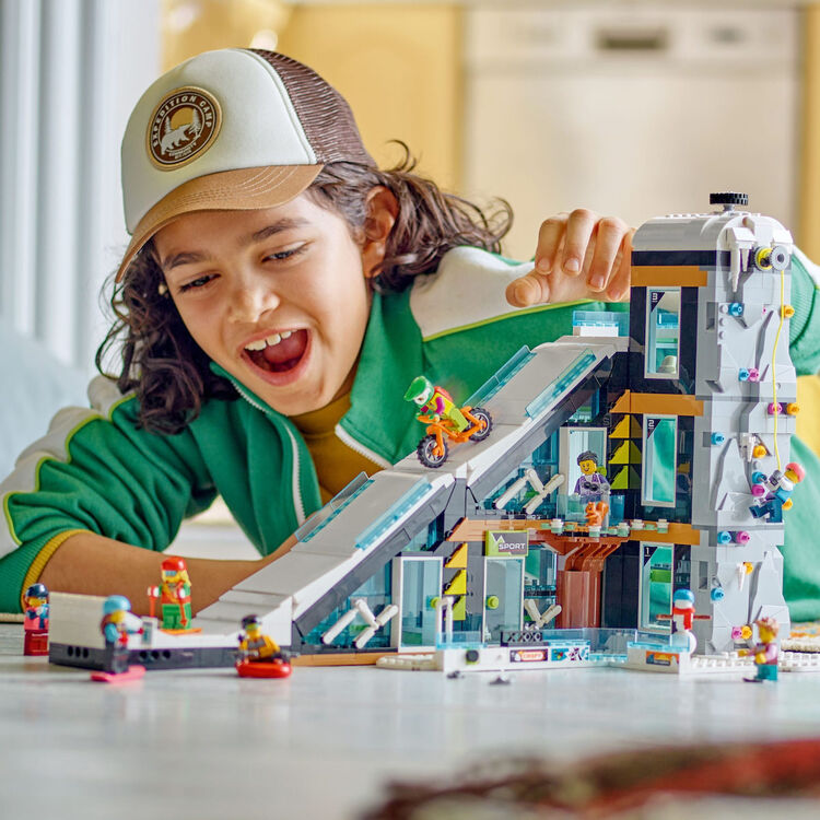 Product LEGO® City: Ski and Climbing Center (60366) image