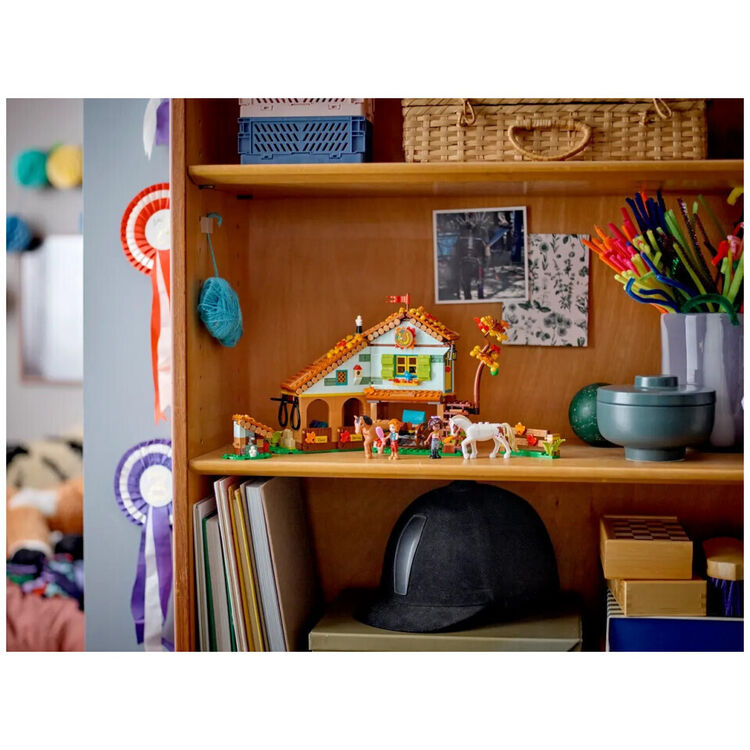 Product LEGO® Friends: Στάβλος Αλόγων της Ότομ (41745) image